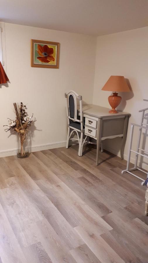 T1 Dans Maison Au Calme Réalmont Eksteriør billede
